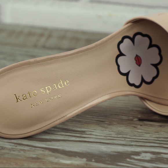 NIB kate spade Savvi sandals size 10 tusk - Picture 6 of 8